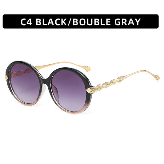 2025年版レディースサングラススタイル - オンラインインフルエンサーのトレンド