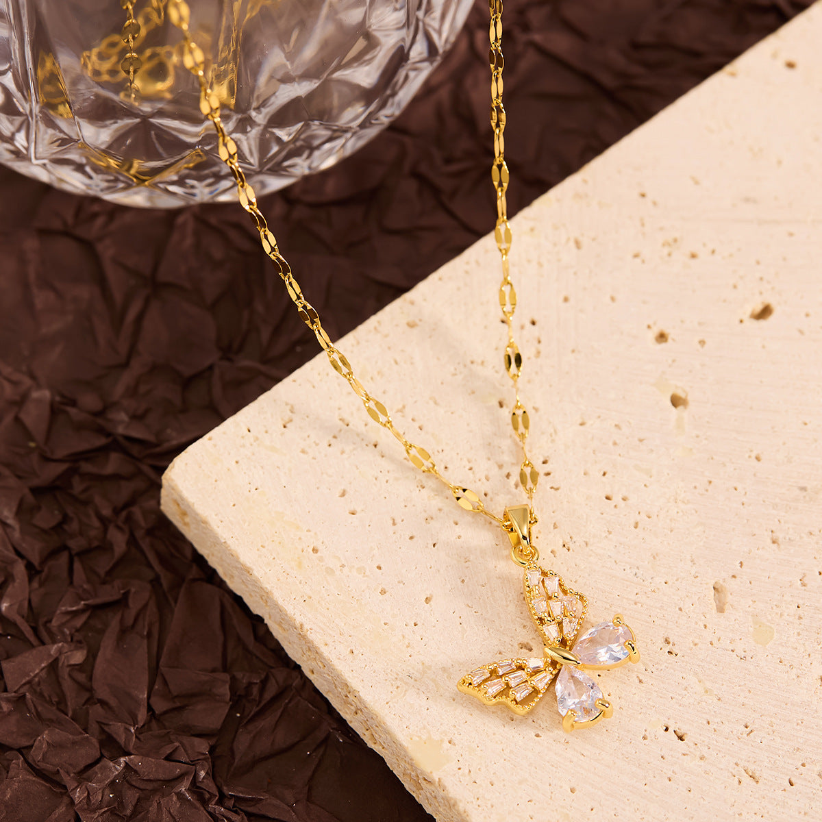💎✨ チタンネックレス - シンプルで洗練されたエレガンス ✨💎