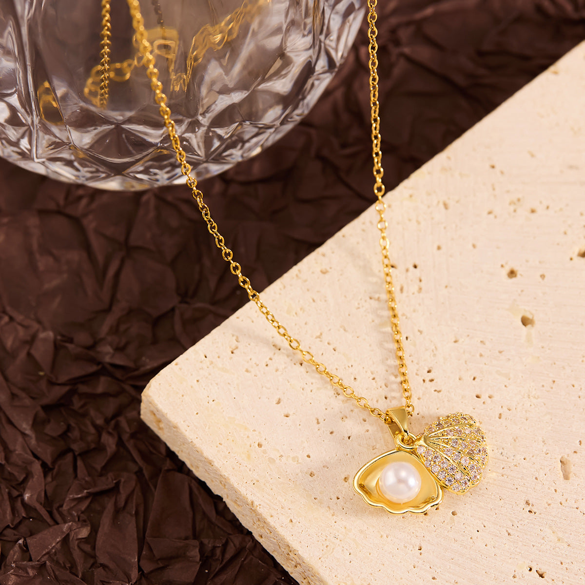 💎✨ チタンネックレス - シンプルで洗練されたエレガンス ✨💎
