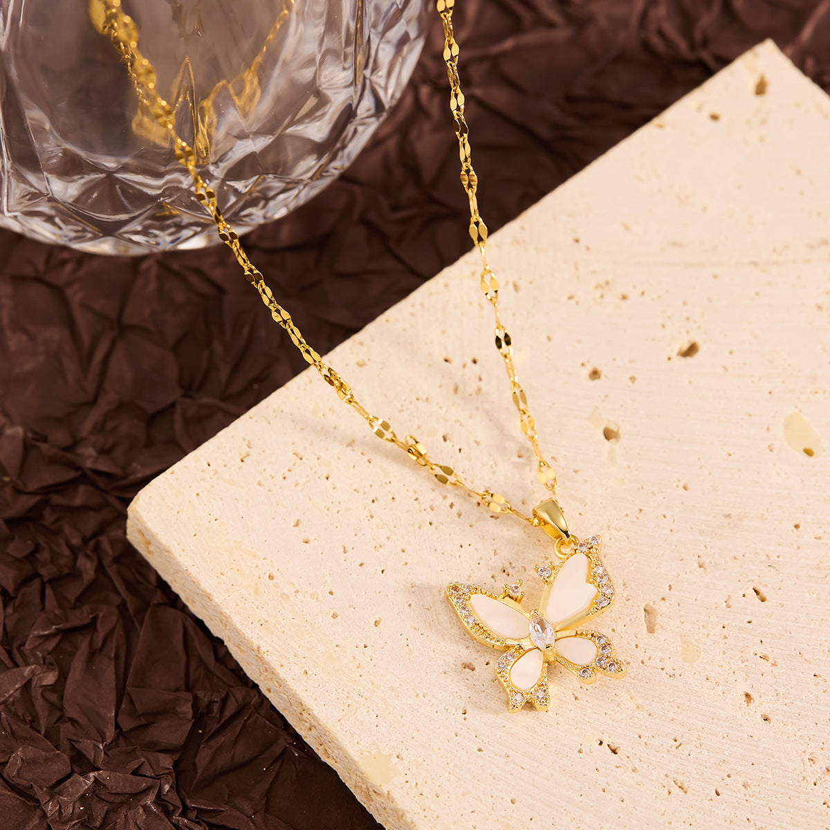💎✨ チタンネックレス - シンプルで洗練されたエレガンス ✨💎